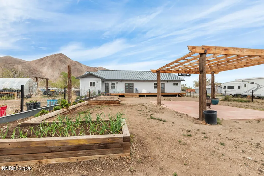 1401 Nevada 208 Yerington NV 89447