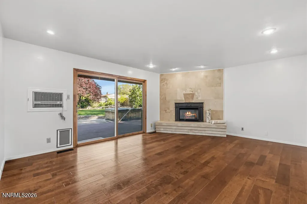 12255 Stoneybrook Reno NV 89511