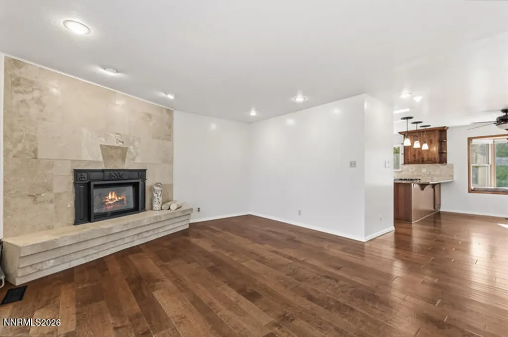 12255 Stoneybrook Reno NV 89511