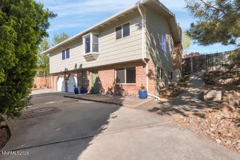 12255 Stoneybrook Reno NV 89511