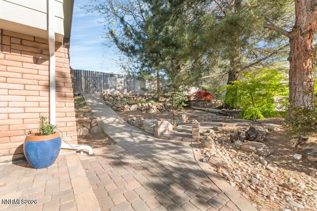 12255 Stoneybrook Reno NV 89511