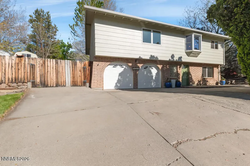 12255 Stoneybrook Reno NV 89511