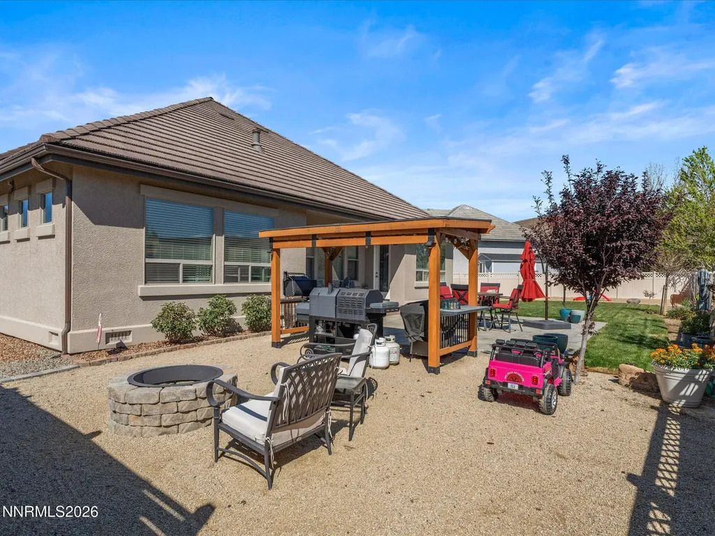 427 Chianti Dayton NV 89403