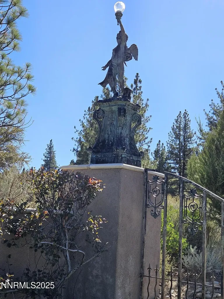 95 Bennington Reno NV 89511