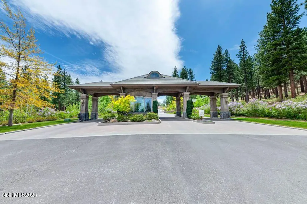 95 Bennington Reno NV 89511