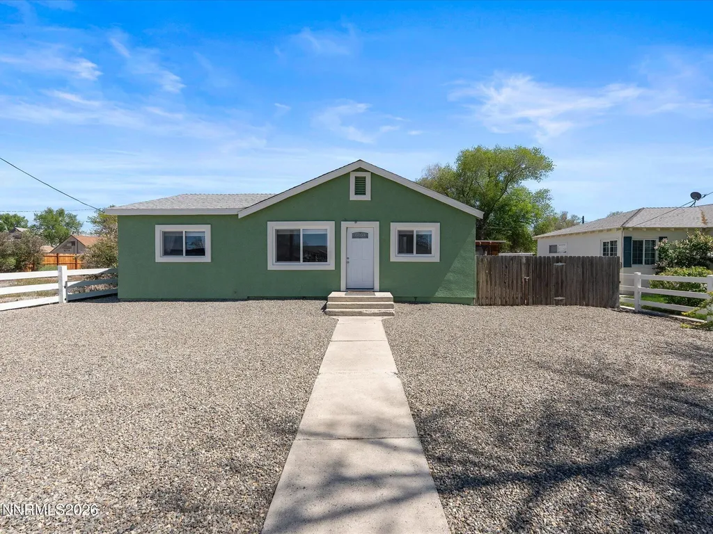 1350 Elmhurst Lovelock NV 89419