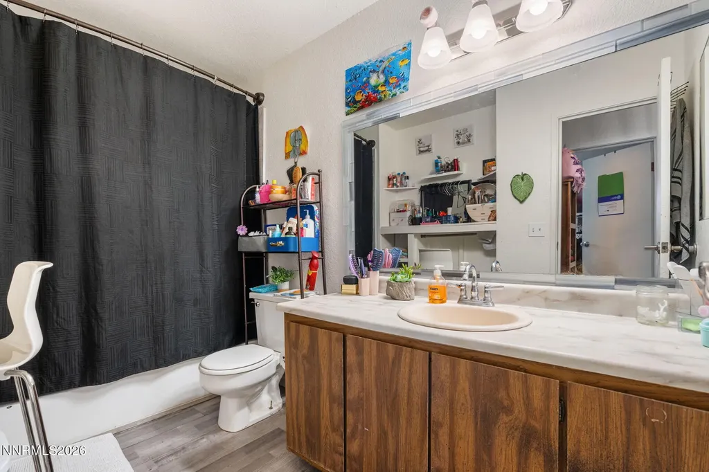 4604 Neil Reno NV 89502