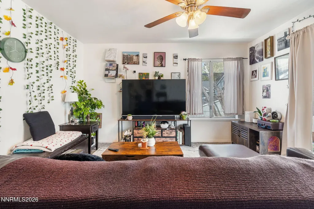 4604 Neil Reno NV 89502