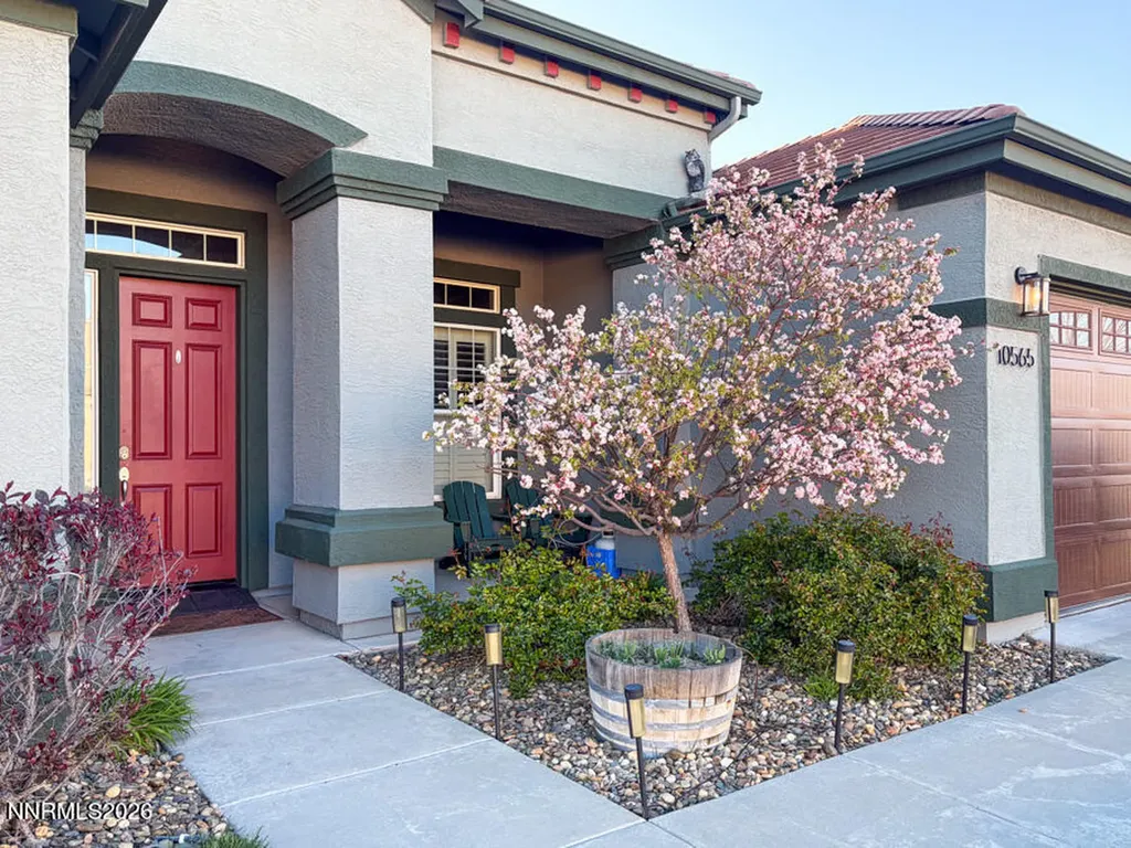 10565 Hampton Creek Reno NV 89521
