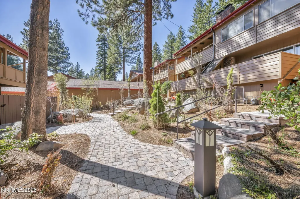 866 Northwood Incline Village NV 89451
