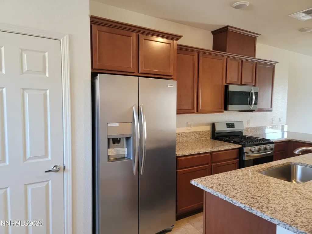 3002 Sterling Ridge Sparks NV 89431
