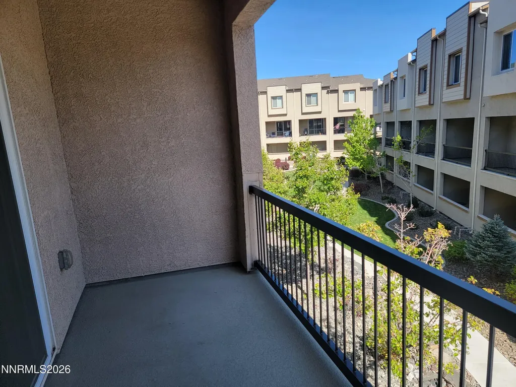 3002 Sterling Ridge Sparks NV 89431