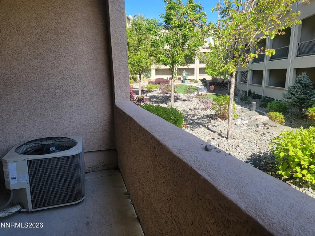 3002 Sterling Ridge Sparks NV 89431
