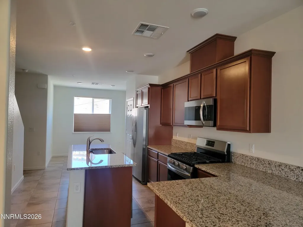3002 Sterling Ridge Sparks NV 89431
