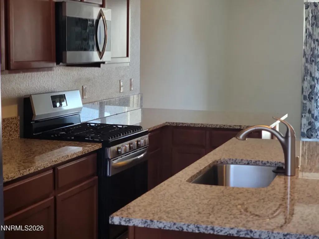3002 Sterling Ridge Sparks NV 89431