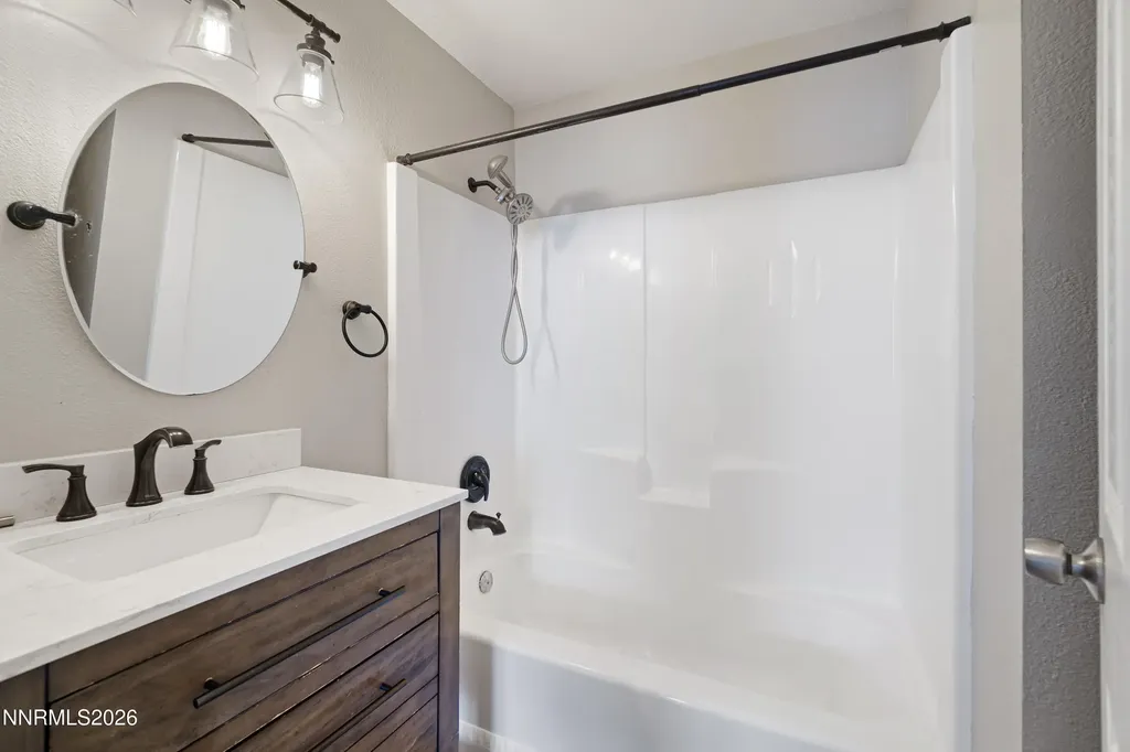 1407 Long Carson City NV 89706