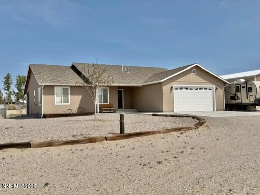 1135 Jungle Fallon NV 89406