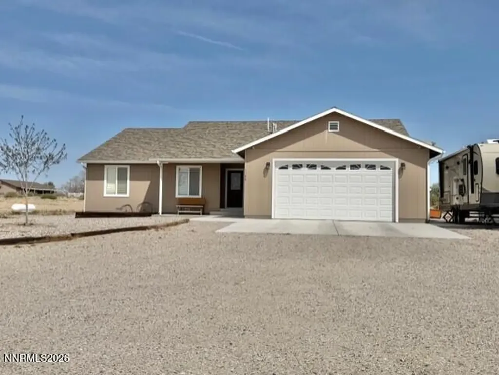 1135 Jungle Fallon NV 89406