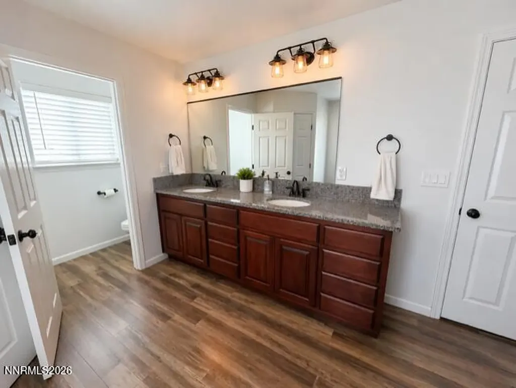 1135 Jungle Fallon NV 89406