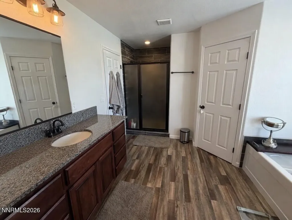 1135 Jungle Fallon NV 89406