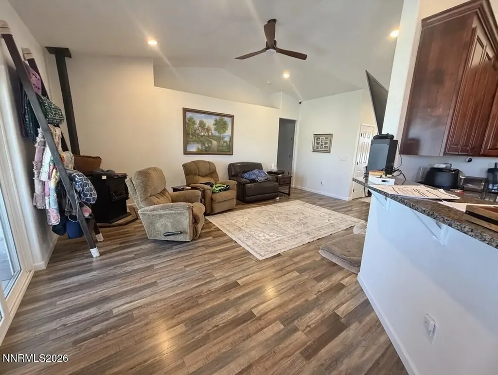 1135 Jungle Fallon NV 89406