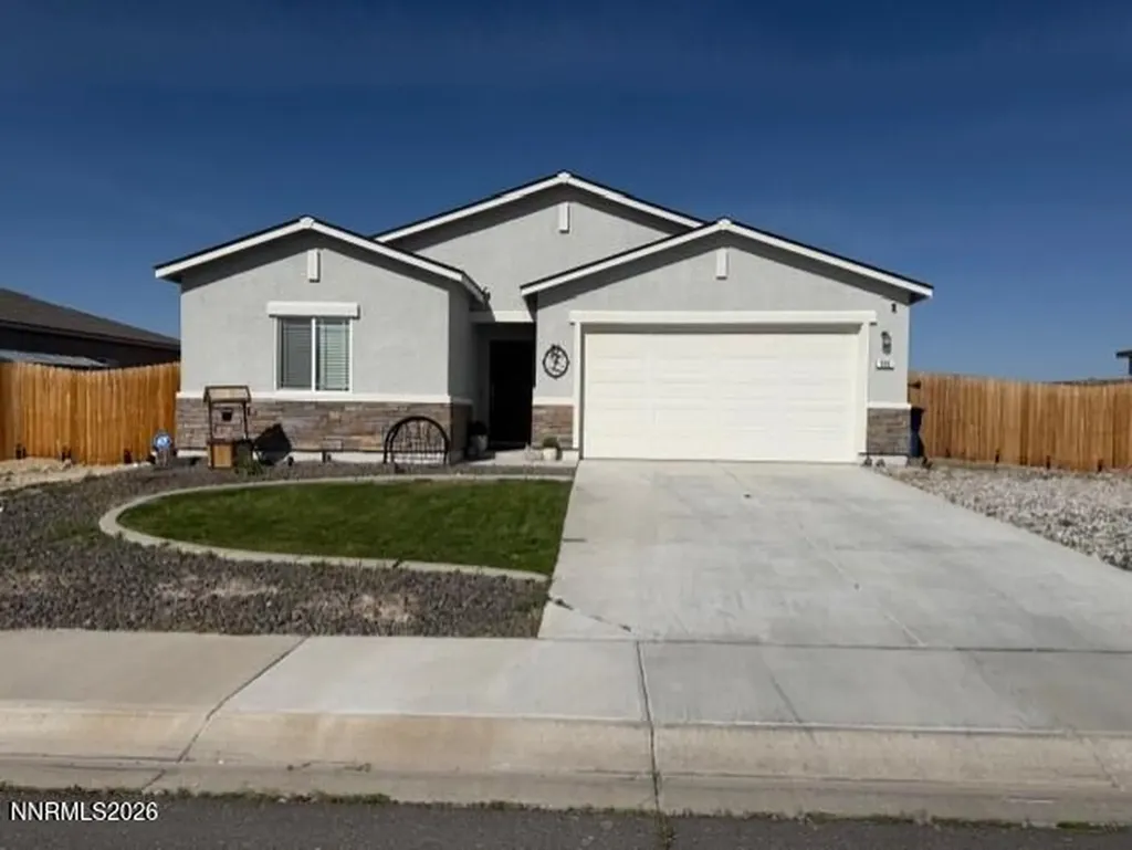 355 Agate Fallon NV 89406