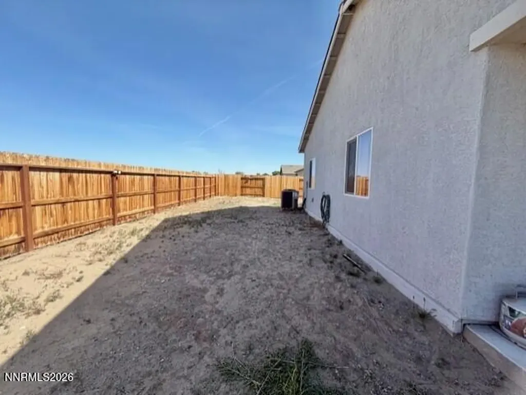 355 Agate Fallon NV 89406