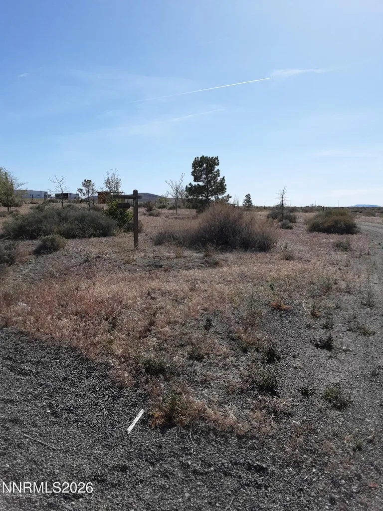 4505 Shirlee Silver Springs NV 89429