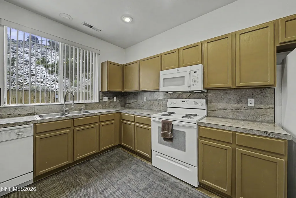 5787 Golden Eagle Reno NV 89523