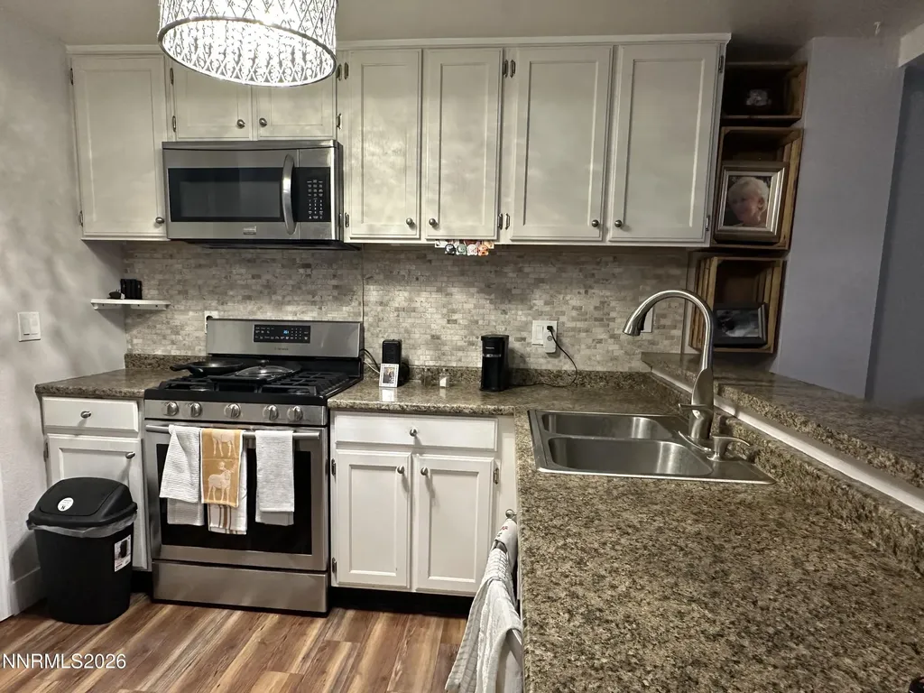 1505 Long Carson City NV 89706