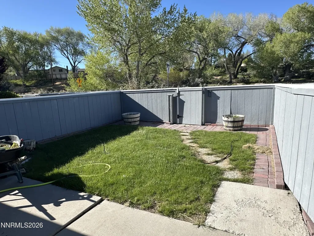 1505 Long Carson City NV 89706