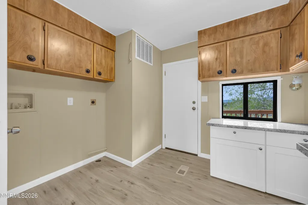 5908 Middle Fork Sun Valley NV 89433