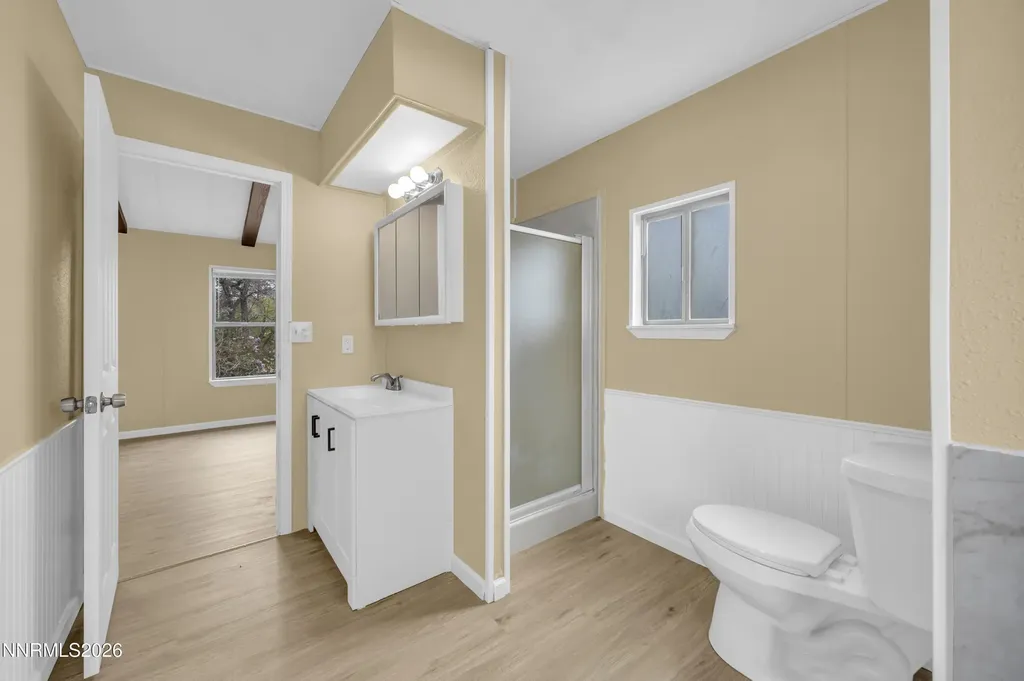 5908 Middle Fork Sun Valley NV 89433