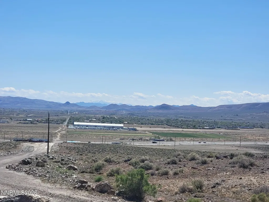 1650 Sky View Silver Springs NV 89429