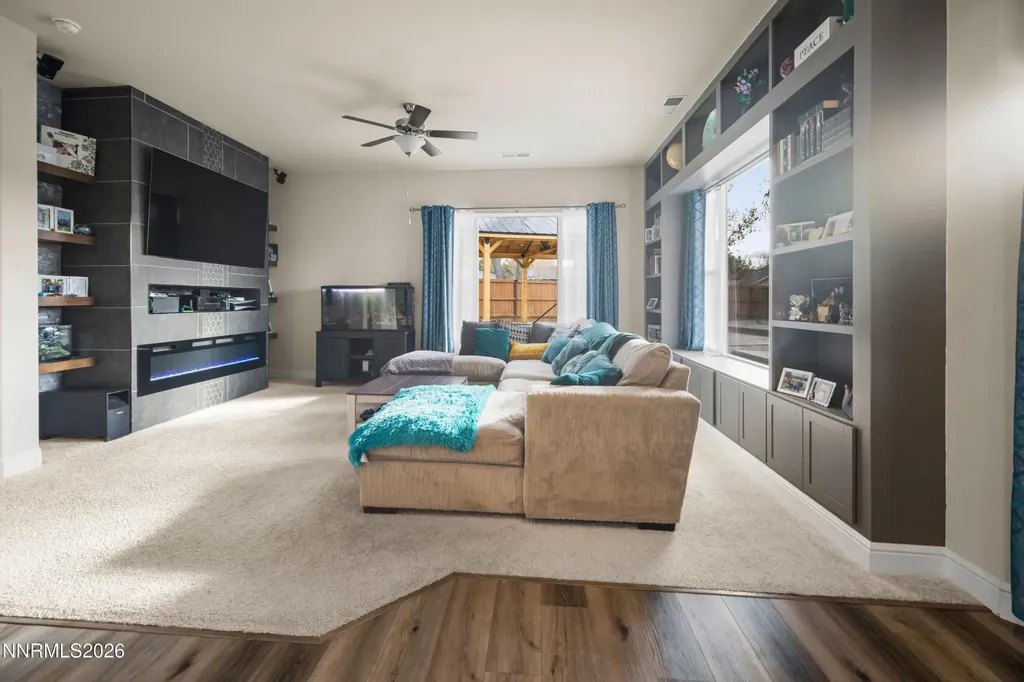 690 Rose Fernley NV 89408