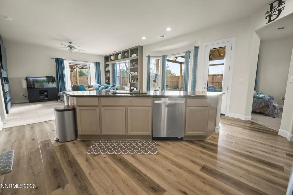 690 Rose Fernley NV 89408