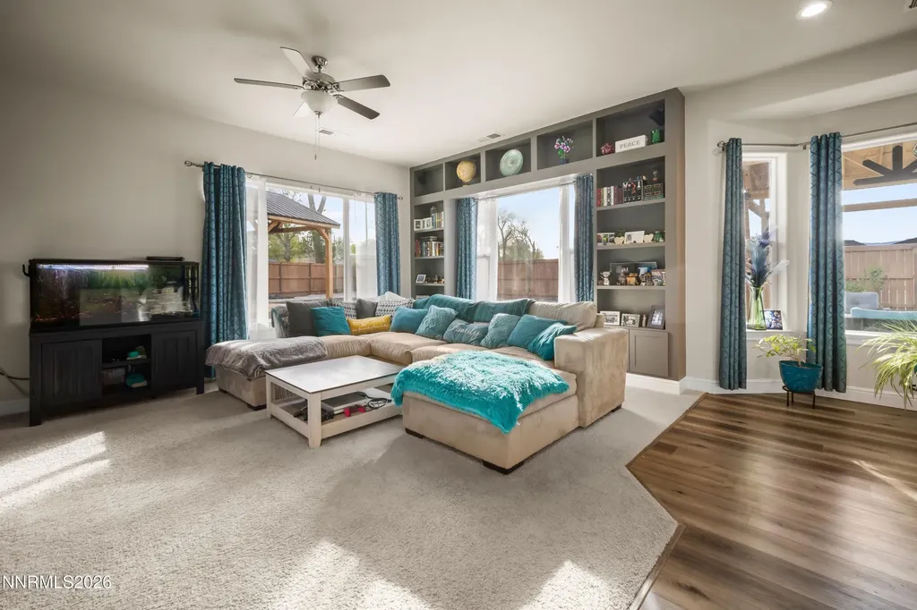 690 Rose Fernley NV 89408