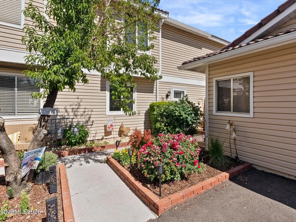 1122 Bradley Sparks NV 89434