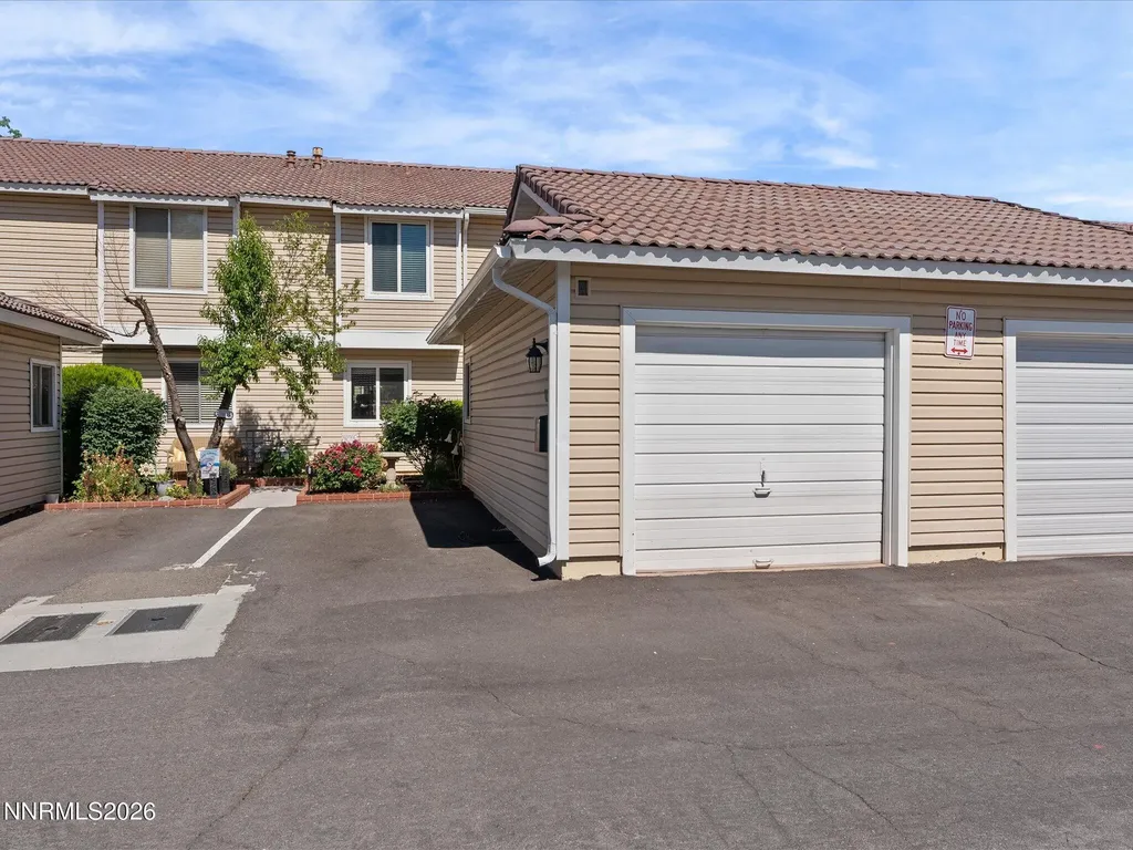 1122 Bradley Sparks NV 89434