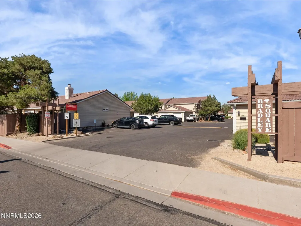 1122 Bradley Sparks NV 89434