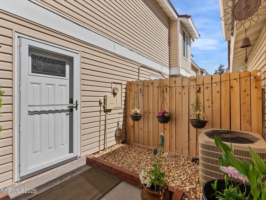 1122 Bradley Sparks NV 89434