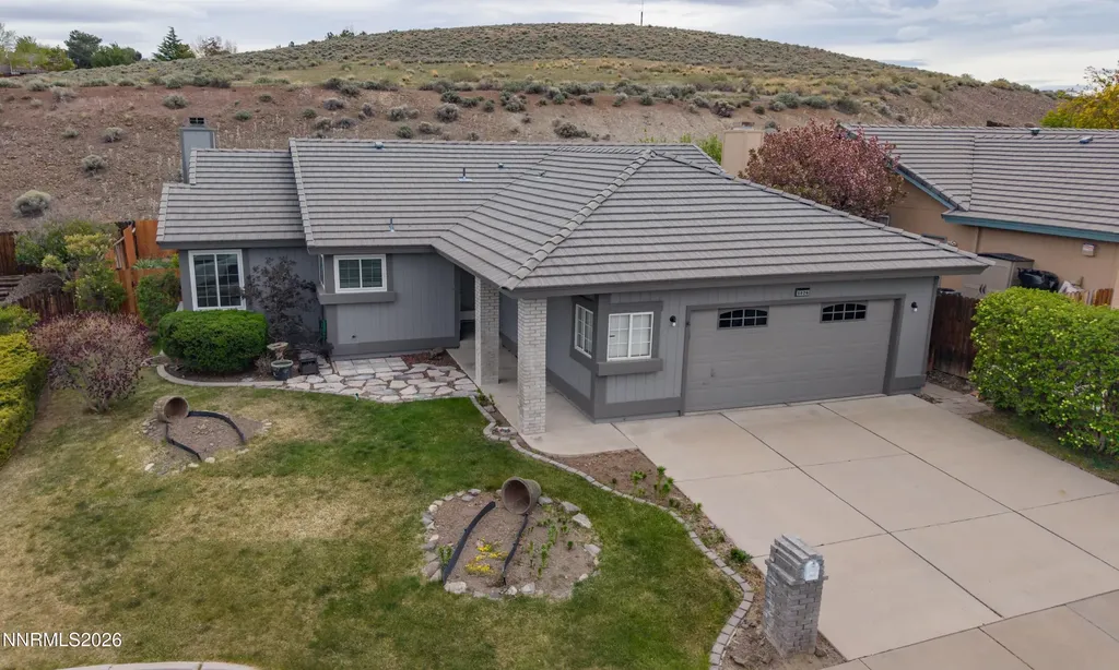 5026 Santa Barbara Sparks NV 89436