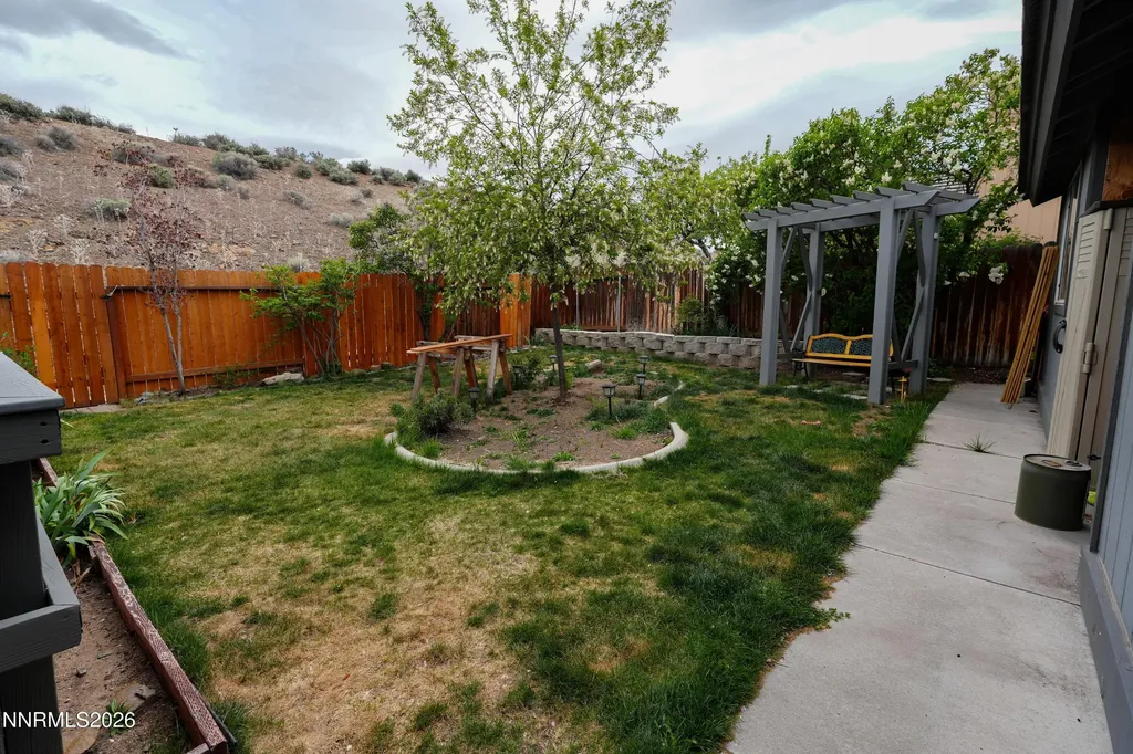 5026 Santa Barbara Sparks NV 89436