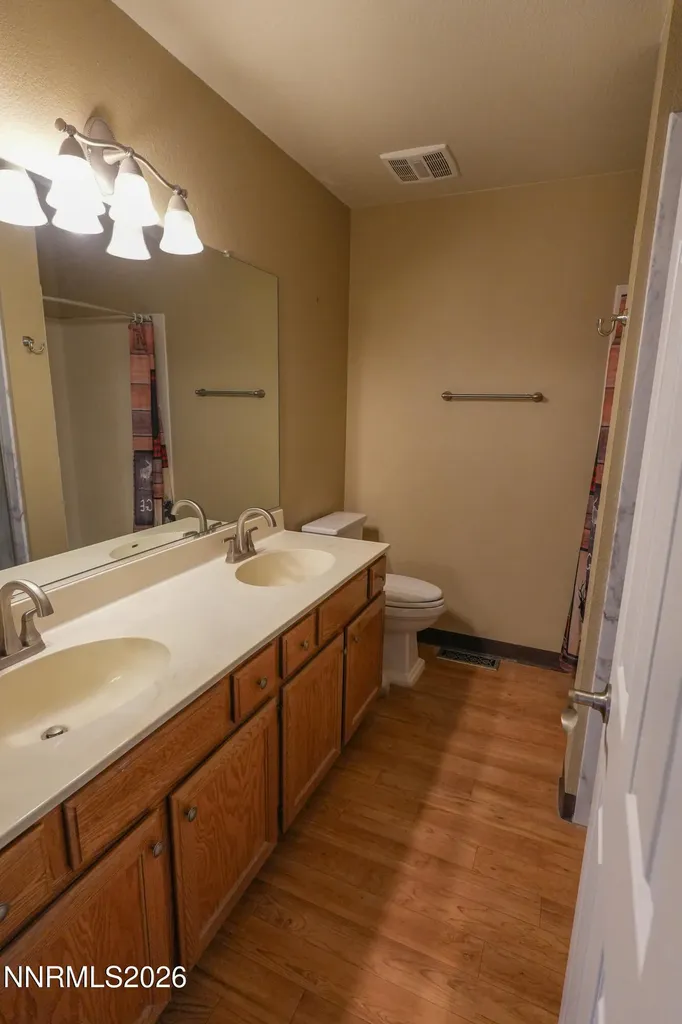 5026 Santa Barbara Sparks NV 89436