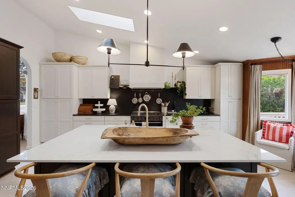 1709 Lantana Minden NV 89423