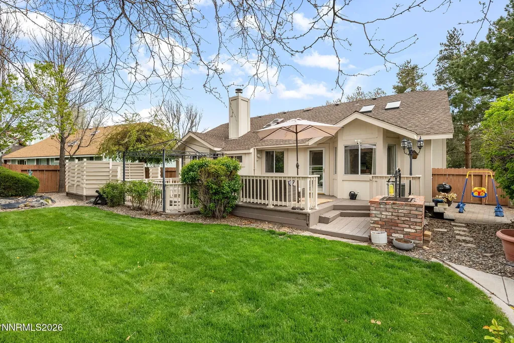 1709 Lantana Minden NV 89423