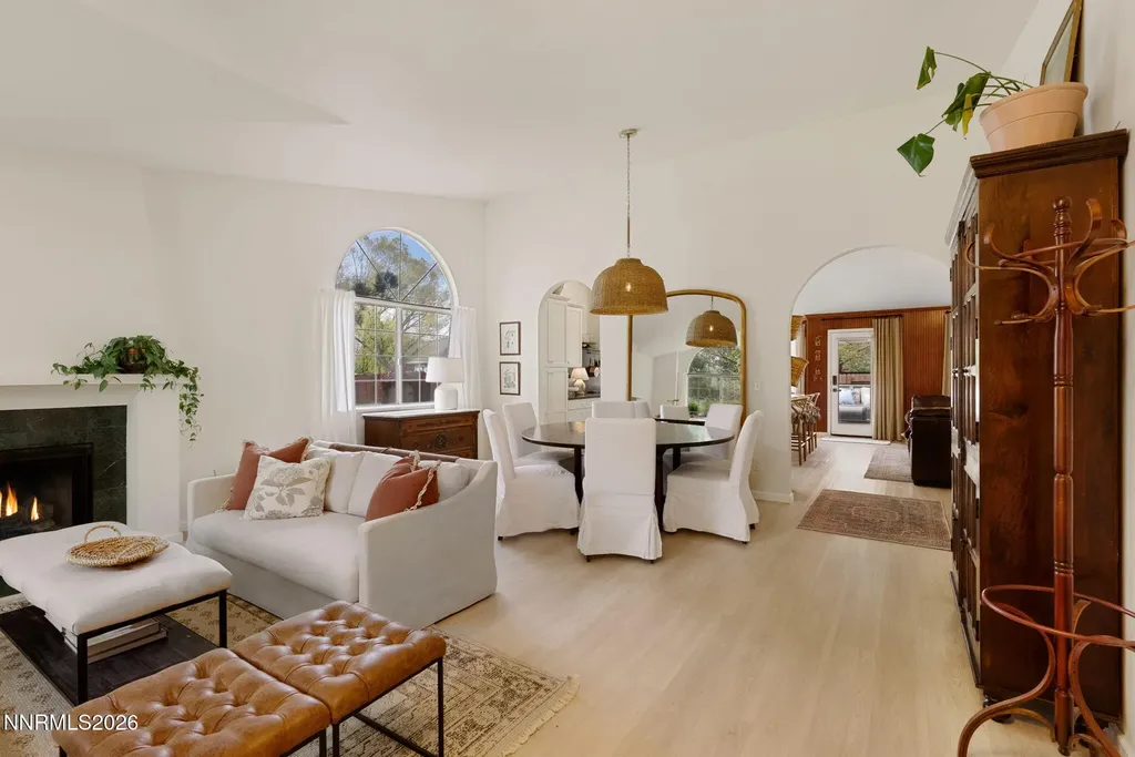 1709 Lantana Minden NV 89423