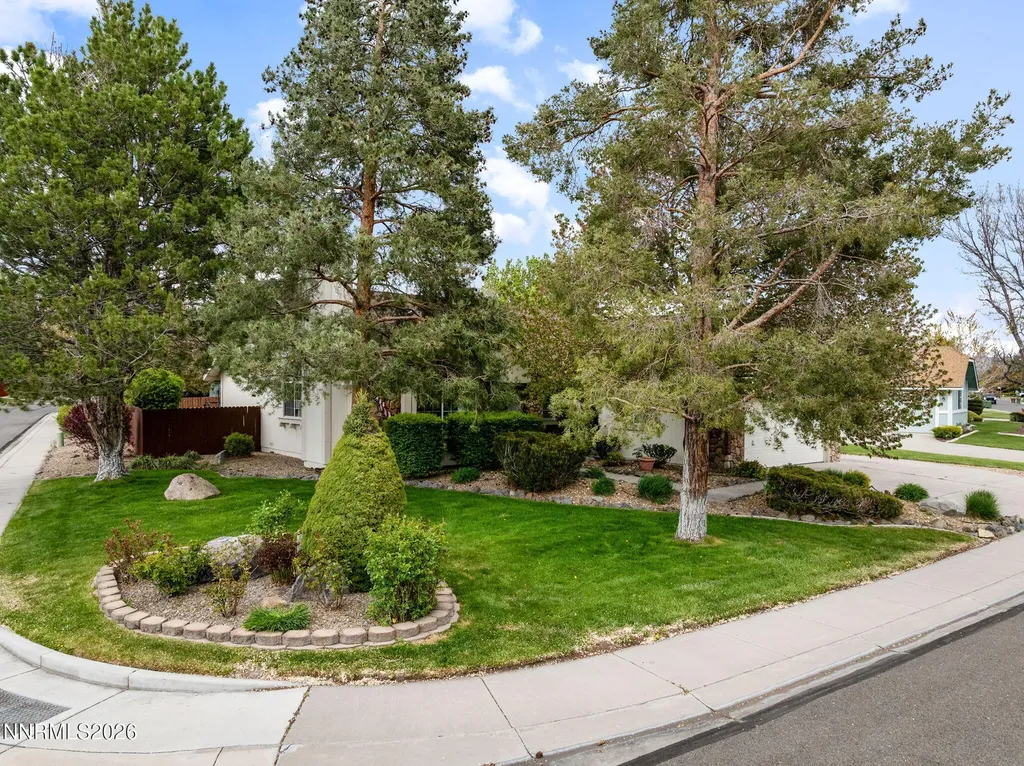 1709 Lantana Minden NV 89423