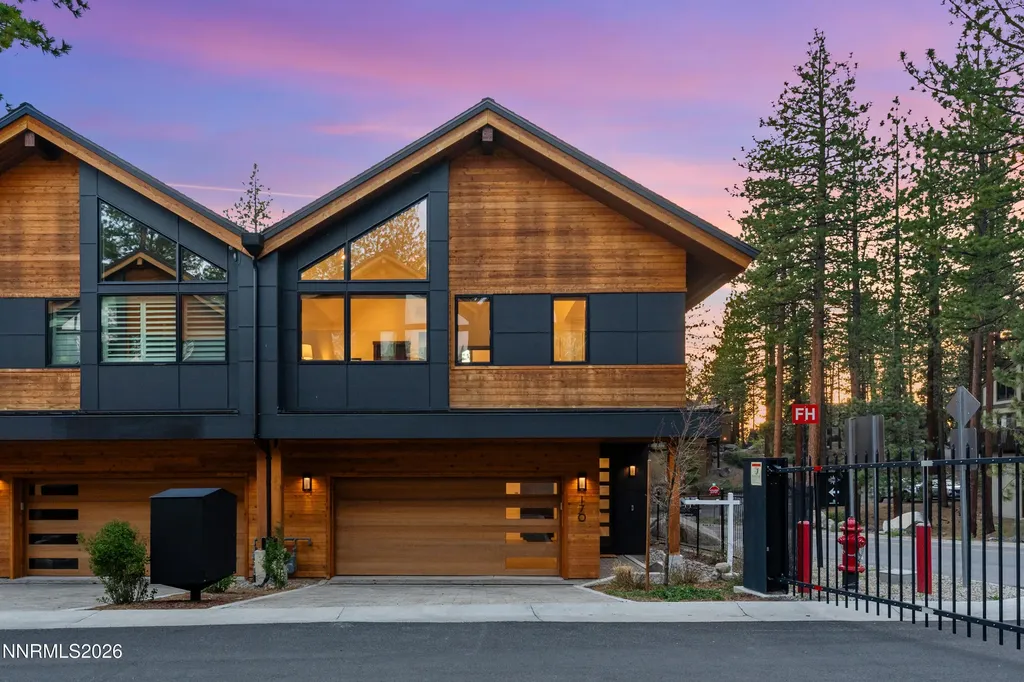 170 Sierra Colina Stateline NV 89449