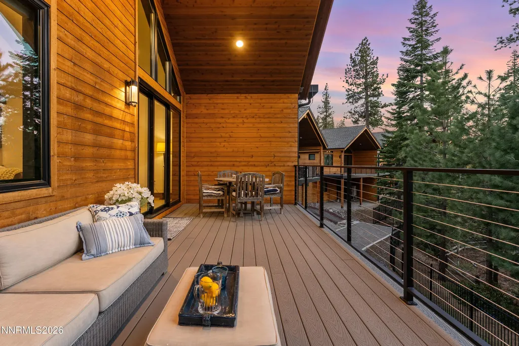 170 Sierra Colina Stateline NV 89449